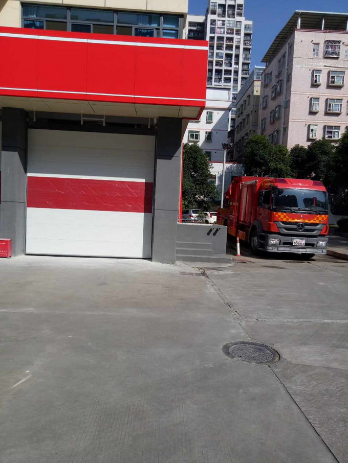 翻板車庫門